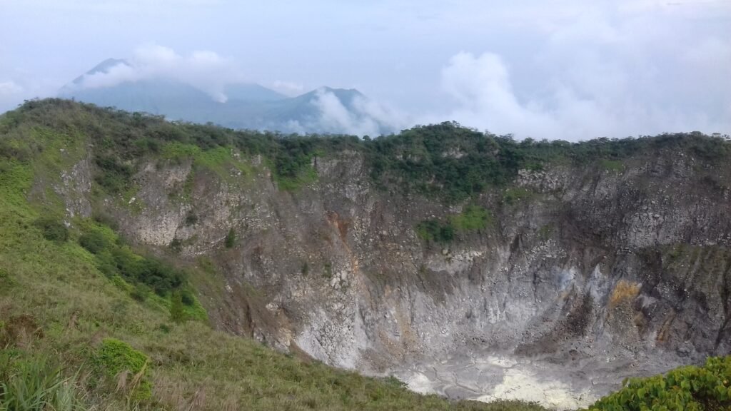 mahawu tomohon