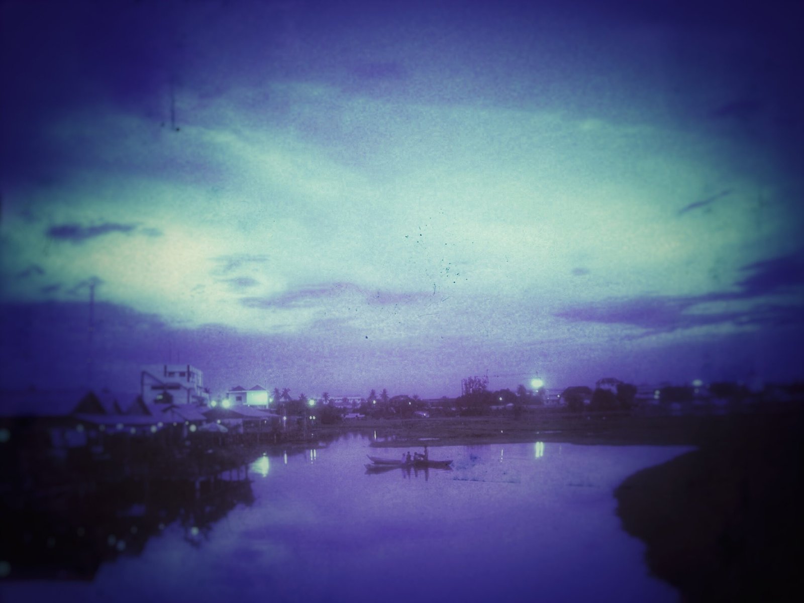 Long Gone Lakeside: Phnom Penh, Progress and the Death of an Icon